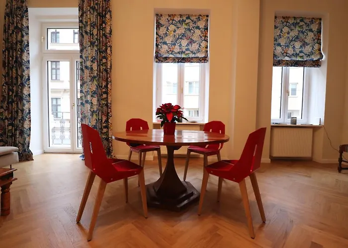 Daire Mit Balkon Beim Schloss Belvedere